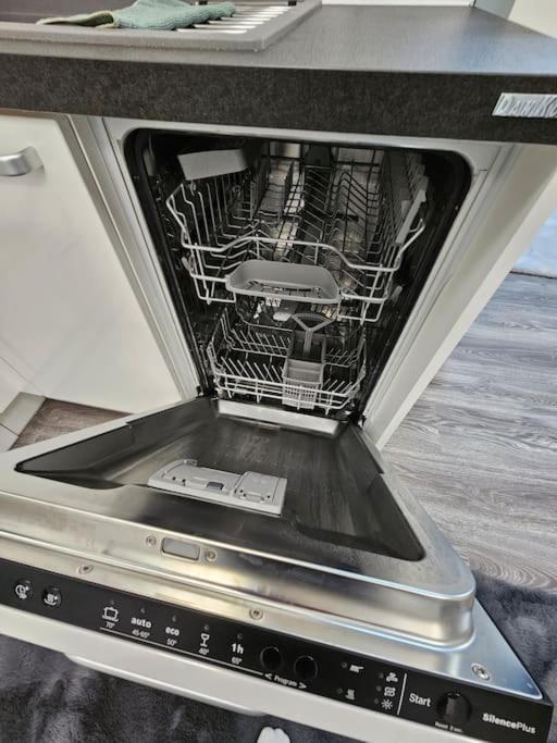 Affordable Suite In Vienna'S Hotpoint Buitenkant foto