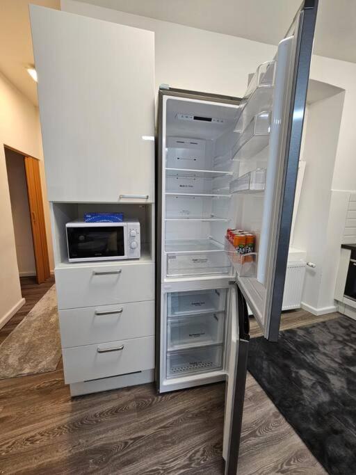 Affordable Suite In Vienna'S Hotpoint Buitenkant foto