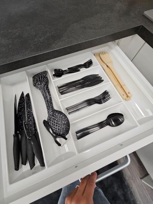 Affordable Suite In Vienna'S Hotpoint Buitenkant foto